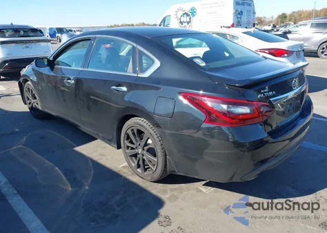 2017 Nissan Altima 2.5 Sr z USA, uszkodzony, nr VIN 1N4AL3AP3HC172502